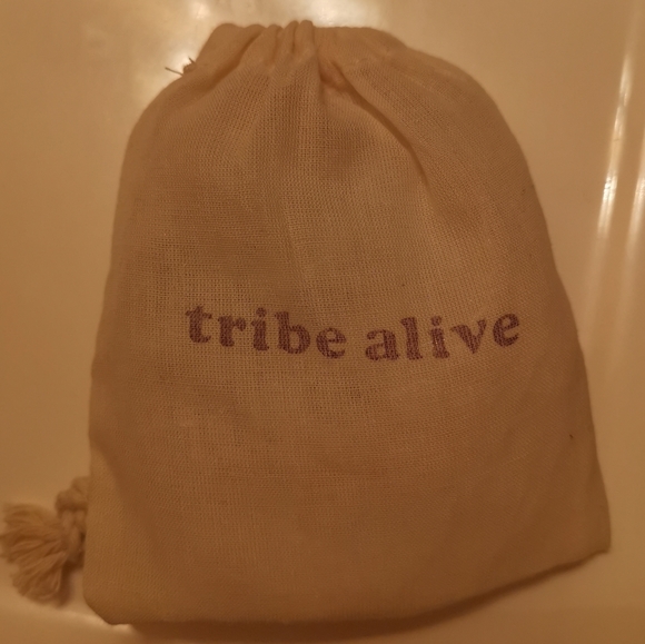 Rose gold criss cross cuff - Picture 3 of 3